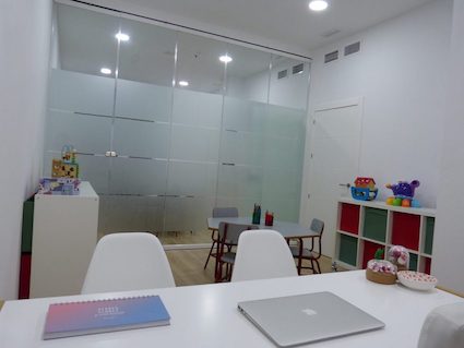 4 Sala de terapia para niños de Eureka Psicología